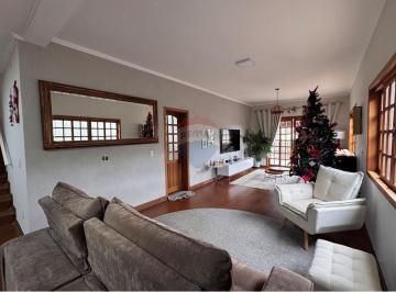 Casa · 210m² · 3 Quartos · 3 Vagas · Casa para venda em Jardim Europa de 209.69m² com 3 Quartos, 1 Suite e 3 Garagens