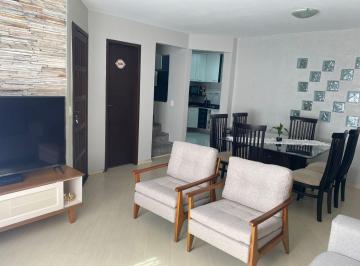 Casa · 127m² · 2 Quartos · 2 Vagas · Casa de Condomínio para venda em Xaxim de 127.00m² com 2 Quartos, 1 Suite e 2 Garagens