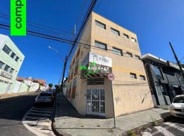 Comercial · 351m² · 12 Quartos · 1 Vaga · Sala Comercial para venda em Centro de 351.00m² com 12 Quartos e 1 Garagem