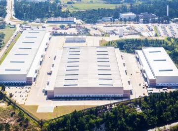 Comercial · 3521m² · Galpão / Depósito / Armazém para alugar em Éden de 3520.77m²
