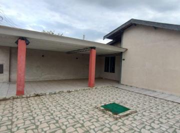 Casa · 212m² · 5 Quartos · 4 Vagas · Casa para alugar em Jardim Monumento de 212.00m² com 5 Quartos, 1 Suite e 4 Garagens