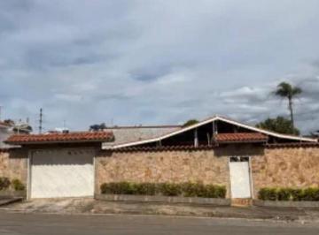Casa · 404m² · 4 Quartos · 10 Vagas · Casa para venda em Jardim São Luis de 404.00m² com 4 Quartos, 1 Suite e 10 Garagens