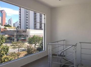 Comercial · 140m² · 2 Vagas · Sala Comercial para alugar em Centro de 140.00m² com 2 Garagens