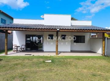 Casa · 600m² · 4 Quartos · 4 Vagas · Casa para venda em Praia Da Lagoinha de 600.00m² com 4 Quartos, 1 Suite e 4 Garagens
