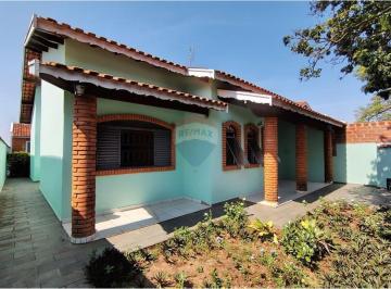 Casa · 100m² · 3 Quartos · 3 Vagas · Casa para venda em Botânico de 100.00m² com 3 Quartos, 1 Suite e 3 Garagens