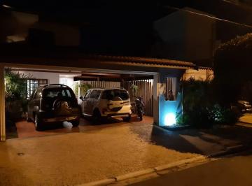 Casa · 250m² · 3 Quartos · 4 Vagas · Casa de Condomínio para venda em Jardim Caxambu de 250.00m² com 3 Quartos, 1 Suite e 4 Garagens