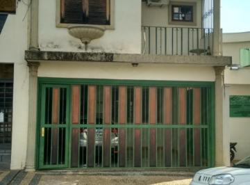 Casa · 240m² · 3 Quartos · 2 Vagas · Casa para venda em Alto de 240.00m² com 3 Quartos, 2 Suites e 2 Garagens