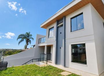 Casa · 210m² · 3 Quartos · 4 Vagas · Sobrado para venda em Roça Grande de 210.00m² com 3 Quartos, 1 Suite e 4 Garagens