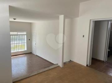 Casa · 228m² · 2 Quartos · 2 Vagas · Casa para venda em Jardim Do Mar de 228.00m² com 2 Quartos e 2 Garagens