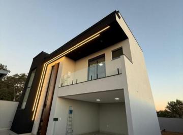 Casa · 170m² · 3 Quartos · 4 Vagas · Sobrado para venda em Vila Joana de 170.00m² com 3 Quartos, 1 Suite e 4 Garagens