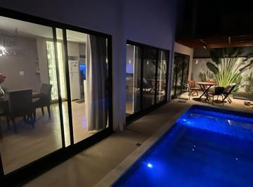 Casa · 200m² · 3 Quartos · 4 Vagas · Casa de Condomínio para venda em Vila Monte Alegre Iv de 200.00m² com 3 Quartos, 3 Suites e 4 Garage