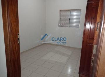 Casa · 183m² · 3 Quartos · 2 Vagas · Sobrado para venda em Centro de 183.00m² com 3 Quartos, 1 Suite e 2 Garagens