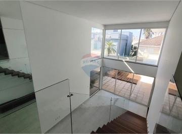 Casa · 401m² · 3 Quartos · 4 Vagas · Casa de Condomínio para alugar em Vossoroca de 400.58m² com 3 Quartos, 3 Suites e 4 Garagens