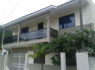 Casa · 157m² · 4 Quartos · 2 Vagas · Sobrado para venda em Balneário Caiobá de 157.00m² com 4 Quartos e 2 Garagens