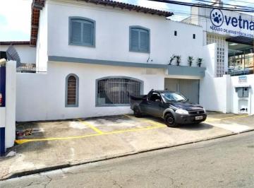 Casa · 262m² · 5 Quartos · 4 Vagas · Sobrado para alugar em Campestre de 262.00m² com 5 Quartos, 5 Suites e 4 Garagens