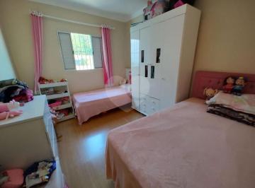 Casa · 262m² · 3 Quartos · 2 Vagas · Sobrado para venda em Bairro Inválido de 262.00m² com 3 Quartos, 1 Suite e 2 Garagens