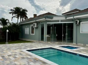 Casa · 381m² · 3 Quartos · 4 Vagas · Casa de Condomínio para venda em Condomínio Portal Do Lago de 381.00m² com 3 Quartos, 3 Suites e 4 G