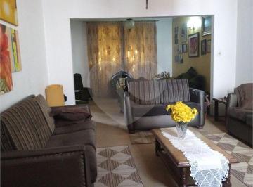 Casa · 417m² · 3 Quartos · 3 Vagas · Sobrado para alugar em Centro de 417.00m² com 3 Quartos e 3 Garagens
