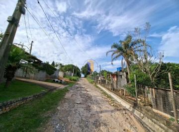 Terreno · 2000m² · 3 Quartos · 10 Vagas · Chácara para venda em Centro de 2000.00m² com 3 Quartos e 10 Garagens