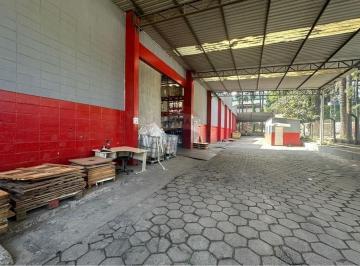 Comercial · 1800m² · Galpão / Depósito / Armazém para alugar em Água Chata de 1800.00m²