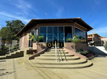 Terreno de 4 quartos, Araçatuba · Chácara para venda em Santa Fe de 250.00m² com 4 Quartos, 4 Suites e 4 Garagens