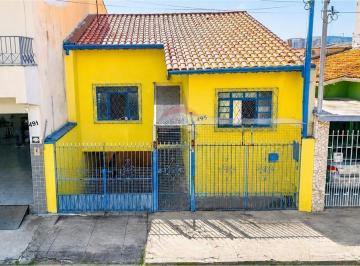 Casa · 172m² · 3 Quartos · 4 Vagas · Casa para venda em Centro de 172.00m² com 3 Quartos, 1 Suite e 4 Garagens