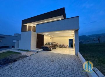Casa · 196m² · 3 Quartos · 4 Vagas · Casa Alto Padrão Condomínio Reserva Santa Anna