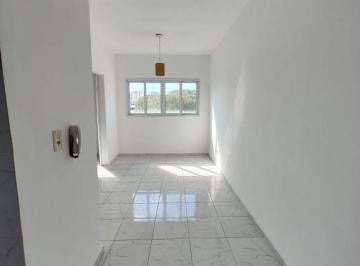 Apartamento · 35m² · 1 Quarto · São Paulo, Kitnet próximo á Estrada Campo Limpo!