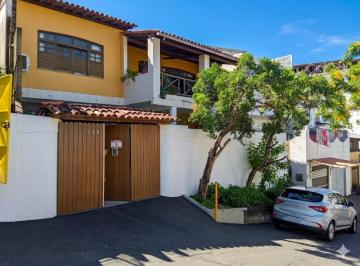 Casa · 240m² · 4 Quartos · 3 Vagas · OPORTUNIDADE ÚNICA: Casa à venda no Candeal, Salvador-BA! 4 quartos, 1 suíte, 2 salas, 3 banheiros, 
