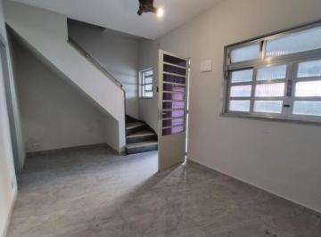 Casa · 7000m² · 2 Quartos · Espaçosa Casa Geminada 2 Quartos na Vila Valença - São Vicente