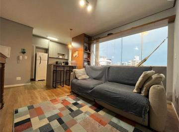 Apartamento · 58m² · 2 Quartos · 1 Vaga · Apartamento com 2 quartos à venda em Menino deus - RS