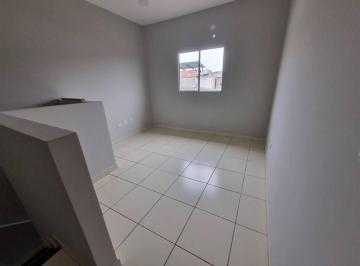 Casa · 54m² · 2 Quartos · 1 Vaga · Maravilhosa Casa Sobreposta em Sítio do Campo, Praia Grande - 2 Quartos