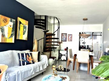 Casa · 210m² · 3 Quartos · 3 Vagas · Cobertura à Venda no Jardim Apipema, Salvador-BA: 3 Quartos, 2 Suítes, Varandão Gourmet e 3 Vagas de