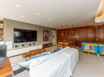 af96ea4d-7980-419f-b20b-112169ffd14e · Elegante apartamento para venda em Moema com 4 quartos, sendo 3 suítes, 162m²