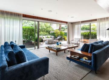 fd9b20ad-2705-4922-8c79-1f3ac7adc93c · Casa no condomínio Bothanica Alto de Pinheiros para venda com 4 quartos, sendo 4 suítes, 925m²