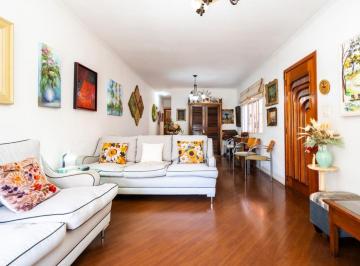 b7fe5132-b1cb-4b09-89e8-04466d81f642 · Funcional sobrado para venda em Vila Mariana com 3 quartos, sendo 1 suíte, 212m²