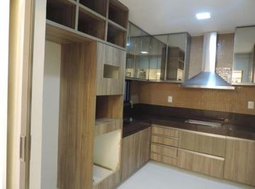 Casa de 3 quartos, Jundiaí · Sobrado à venda no Jardim Paris em Jundiaí