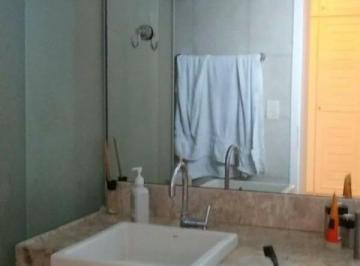 Casa de 3 quartos, São Paulo · Sobrado à venda em Artur Alvim bem localizado