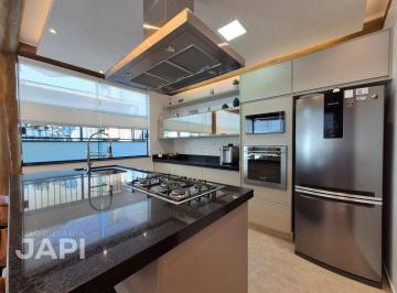 Casa · 257m² · 2 Quartos · 2 Vagas · Casa para venda em Caxambu de 257.00m² com 2 Quartos, 2 Suites e 2 Garagens