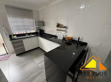 Casa · 175m² · 3 Quartos · 2 Vagas · Casa para venda em Taboão de 175.00m² com 3 Quartos, 1 Suite e 2 Garagens