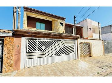 Casa · 349m² · 3 Quartos · 4 Vagas · Casa para venda em Parque Jataí de 349.00m² com 3 Quartos, 2 Suites e 4 Garagens