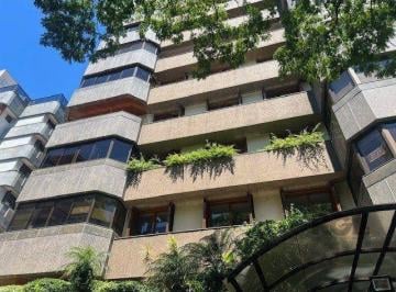 Apartamento · 250m² · 4 Quartos · 2 Vagas · Apartamento em Auxiliadora