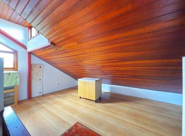 Casa · 142m² · 3 Quartos · 2 Vagas · Casa em Condomínio | 3 Dormitórios, Suíte, Lareira e Churrasqueira