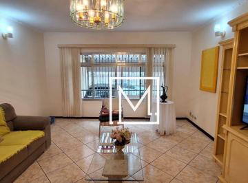 Casa · 148m² · 3 Quartos · 2 Vagas · Casa sobrado 3 quartos com 2 suites proximo metro venda ou locação