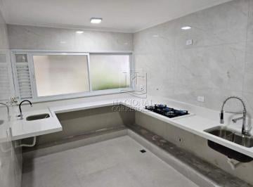 Casa · 144m² · 4 Quartos · 2 Vagas · Sobrado com 4 dormitórios, 1 suíte, 2 vagas - Quintal com Churrasqueira