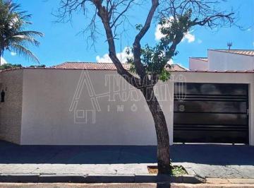 Casa · 168m² · 3 Quartos · 4 Vagas · Casa para venda em Parque Laranjeiras de 168.00m² com 3 Quartos, 1 Suite e 4 Garagens