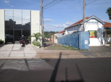 Casa · 103m² · 2 Quartos · 3 Vagas · Casa para venda em Centro de 103.00m² com 2 Quartos e 3 Garagens
