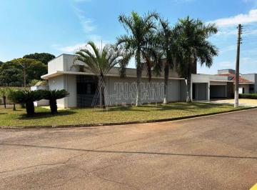 Casa · 296m² · 4 Quartos · 6 Vagas · Casa para venda em Portal Das Araucarias de 296.00m² com 4 Quartos, 4 Suites e 6 Garagens