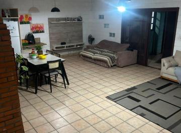 Casa · 300m² · 3 Quartos · 3 Vagas · Casa à venda no Parque Santa Fé com 3 dormitórios, piscina e 3 vagas