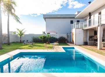 Casa · 252m² · 3 Quartos · Casa de Condomínio para venda em Condomínio Portal Dos Bandeirantes de 252.00m² com 3 Quartos e 3 Su